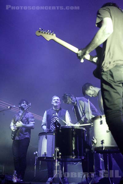 FOALS - 2013-11-12 - PARIS - Zenith - Yannis Philippakis